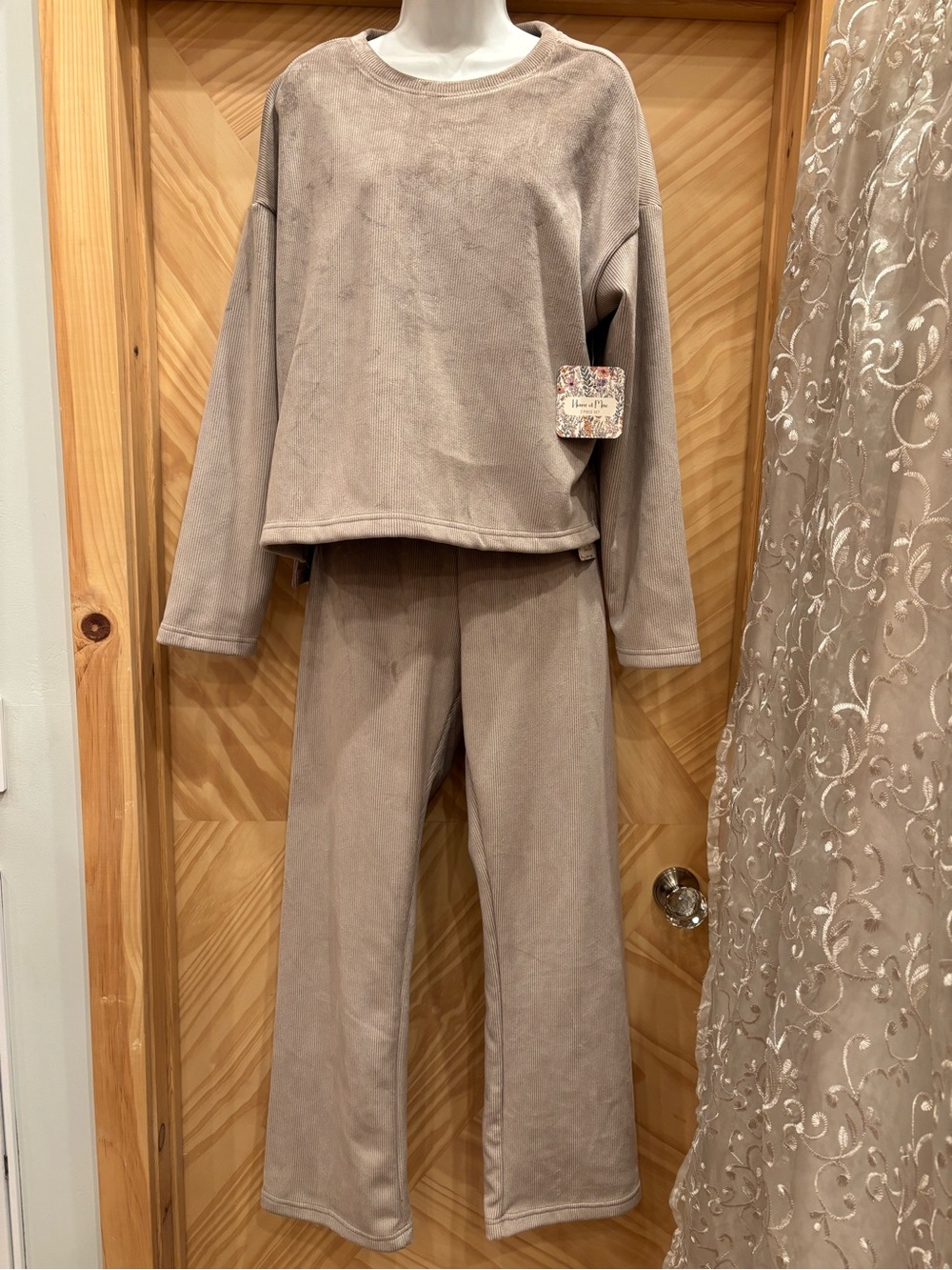 Cozy Taupe Corduroy Loungewear Set with deluxe body care set - Picture 3 of 13
